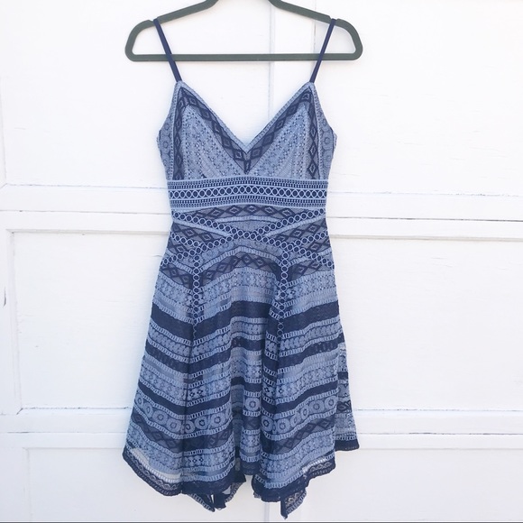 Ever New Linear Handkerchief Hem Lace Dress - Picture 3 of 7